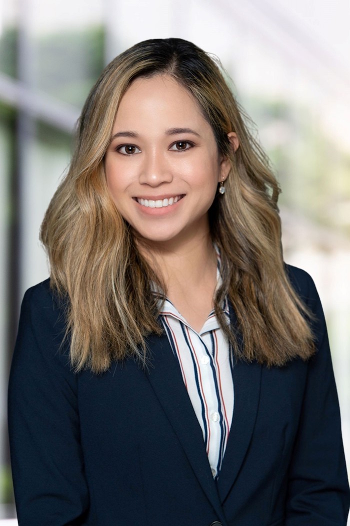 julie updated headshot 1